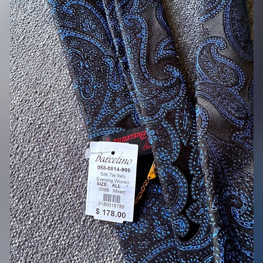 Barcelino black/blue paisley Italian silk tie - Picture 4 of 4
